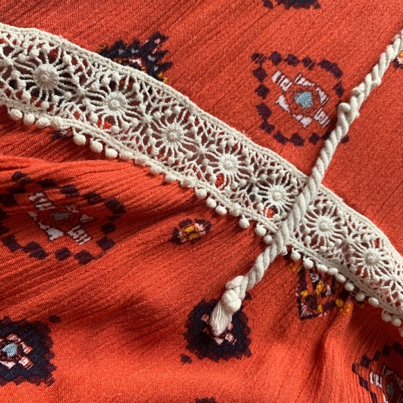 Red Patterned Tank - Picture 3 of 3